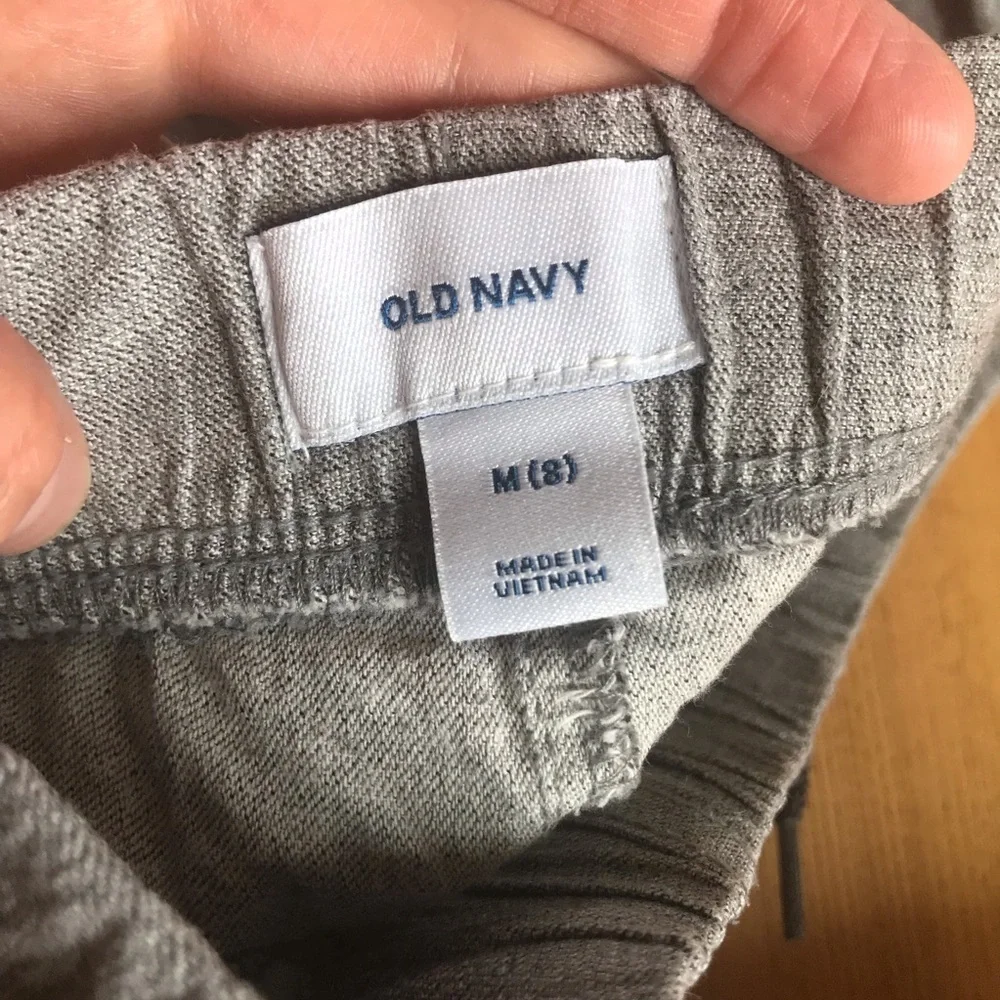 Boys gray shorts Old Navy size medium 8 heathered summer clothes pockets elastic